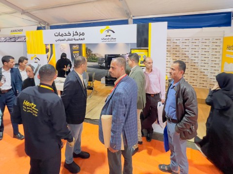 مركز خدمات العالمية للنقل السياحي يشارك في معرض اوتو شو