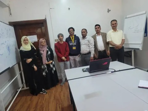 مجموعة العالمية تقيم ورشة عمل في التسويق الإلكتروني